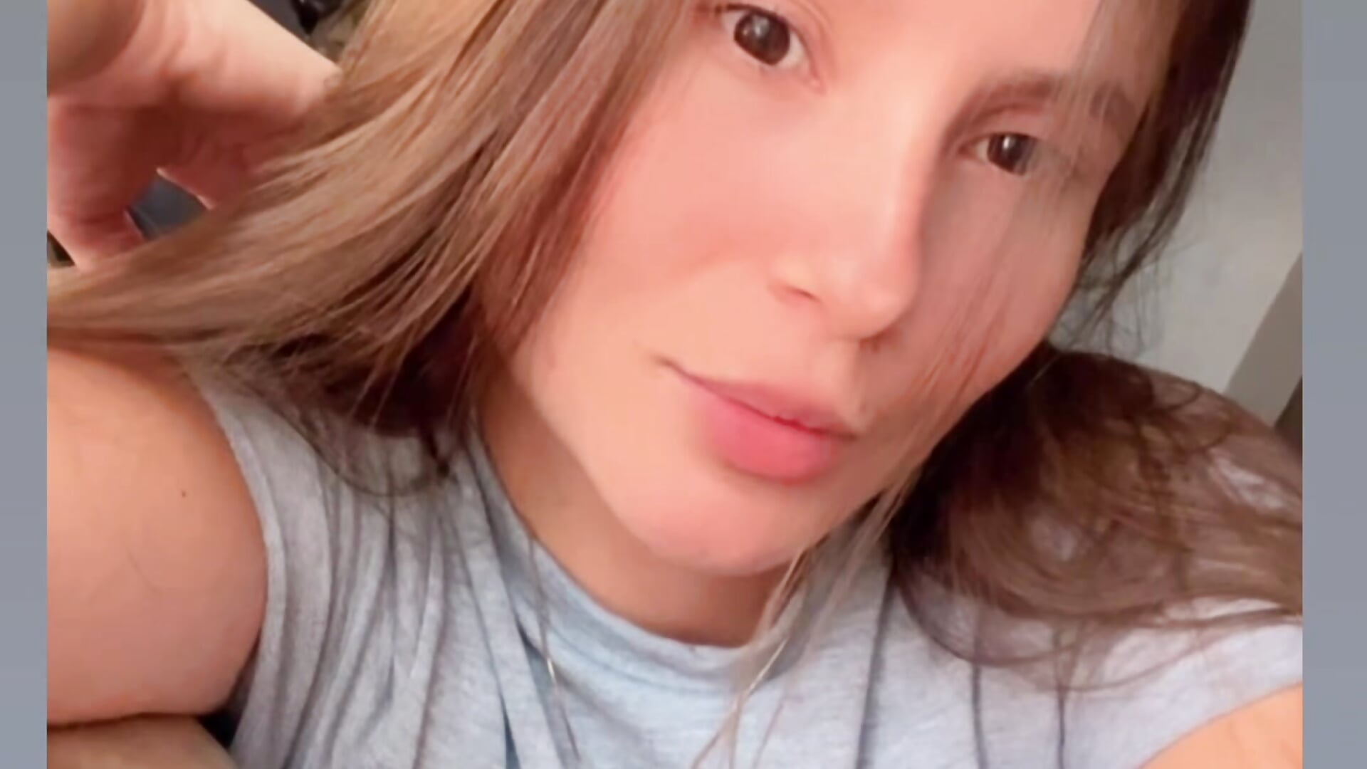 Bonito Día🤩 - video van JulsParis cam-model