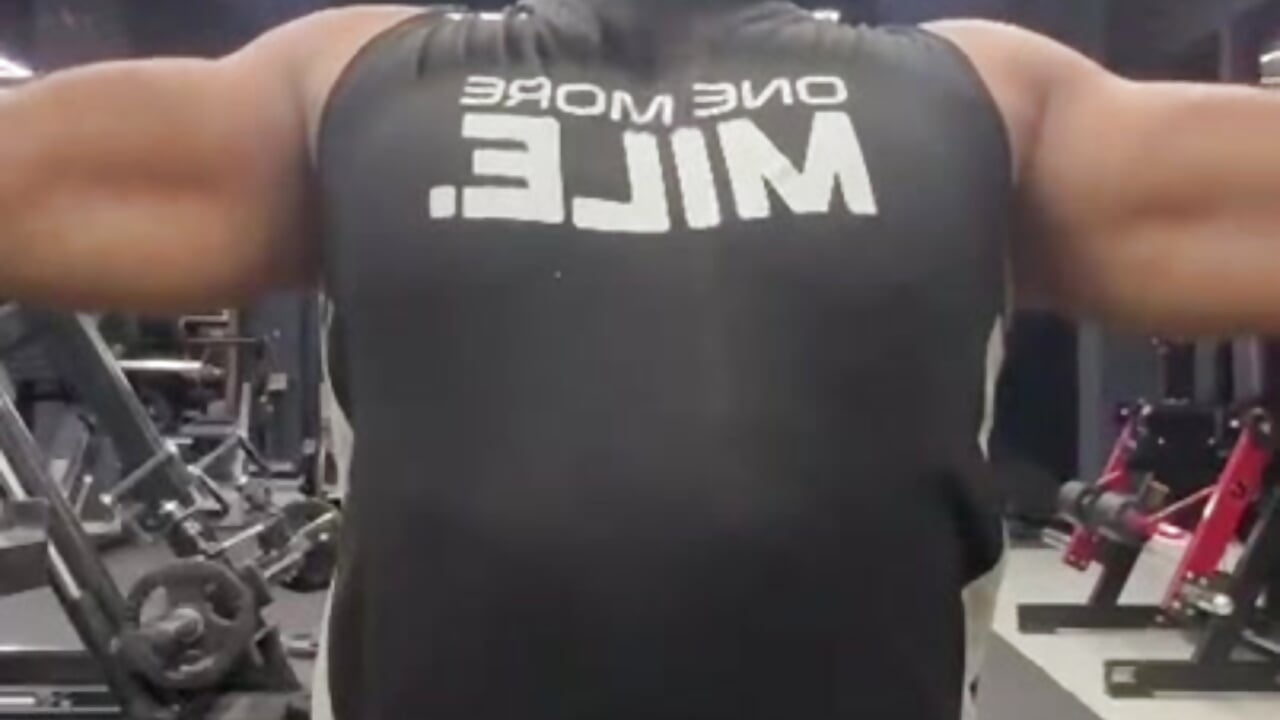 Exercises in gym 💪 – video od webkamerové modelky brownieboyh9