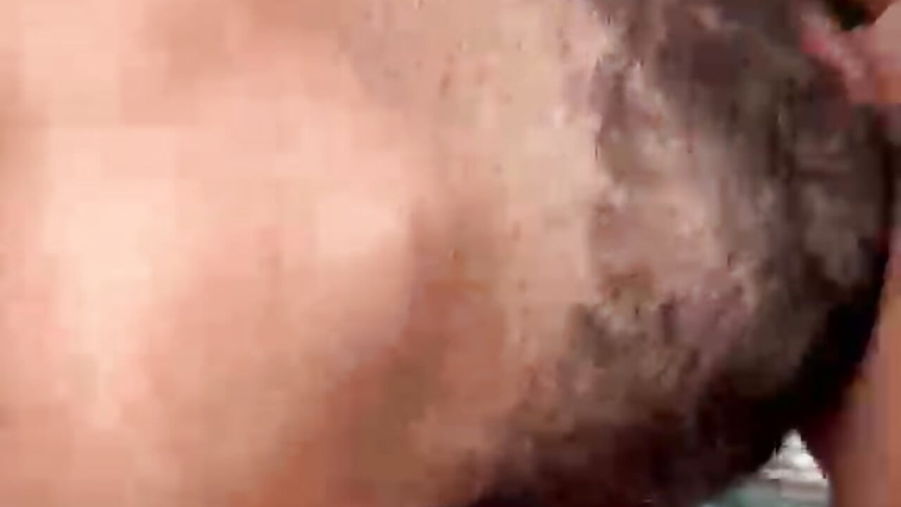 Dick in the naughty guy's throat — filmik MeninaSapeca, modela(-lki) na kamerkach