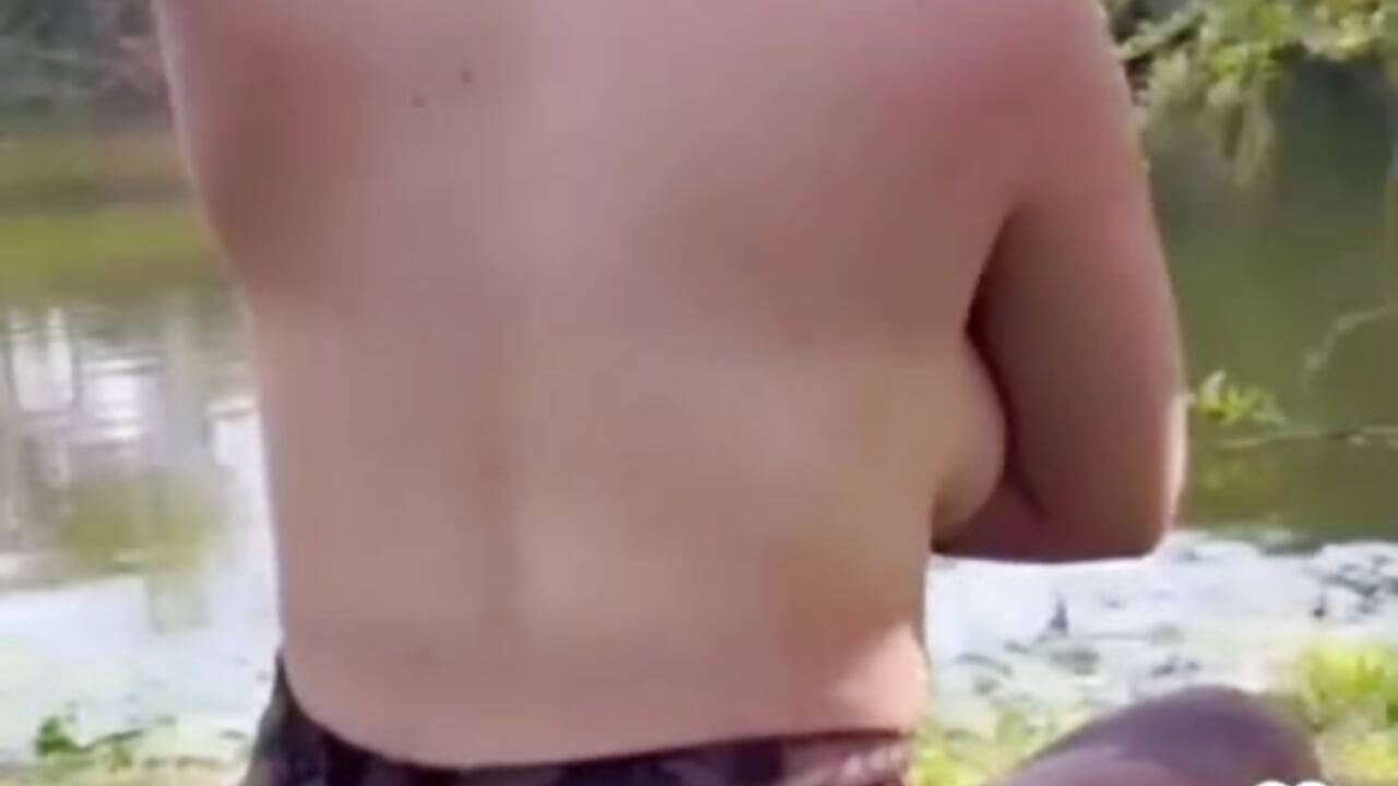 Relaxed in nature🍃 - video av Anthonellasweet__ cam-modell