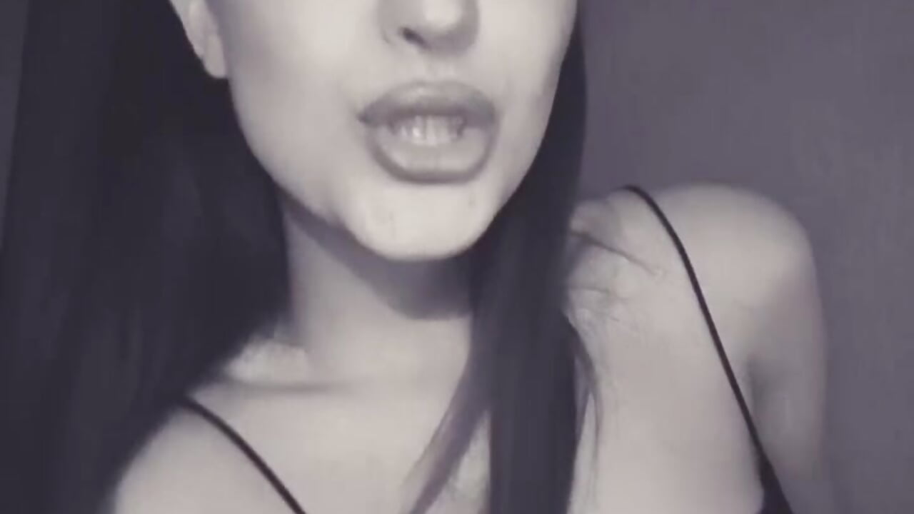 Meee - vidéo du modèle de showcams Lisa_Allison
