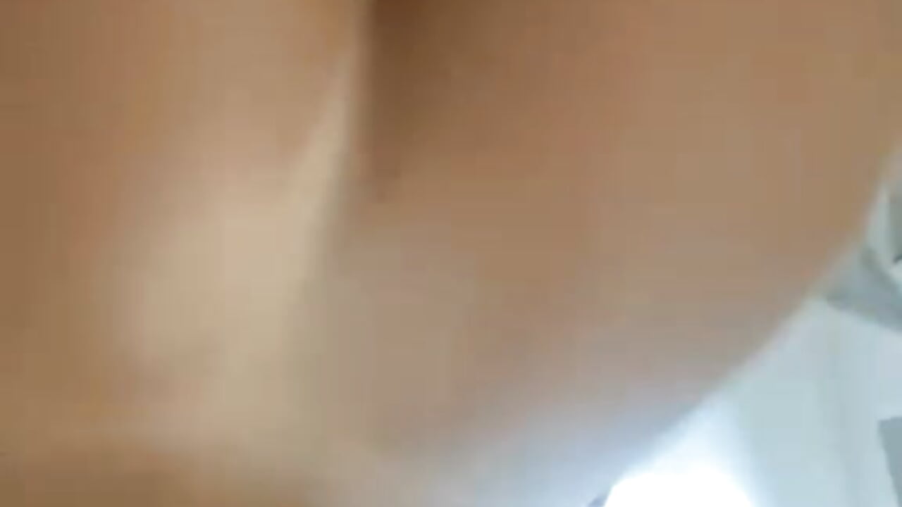BG EAT OUT VIDEO 🤩 - video by Princesspuddinn cam model
