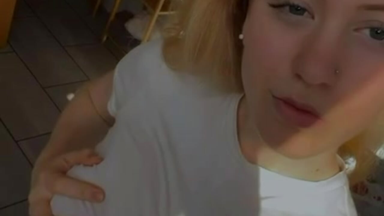 Hii ❤️ - vídeo de la modelo de cam CarlottaRose