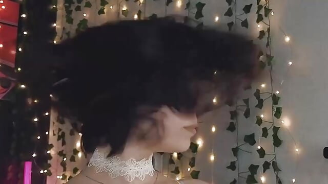 Hot Nipple Play & Boobs Bouncing