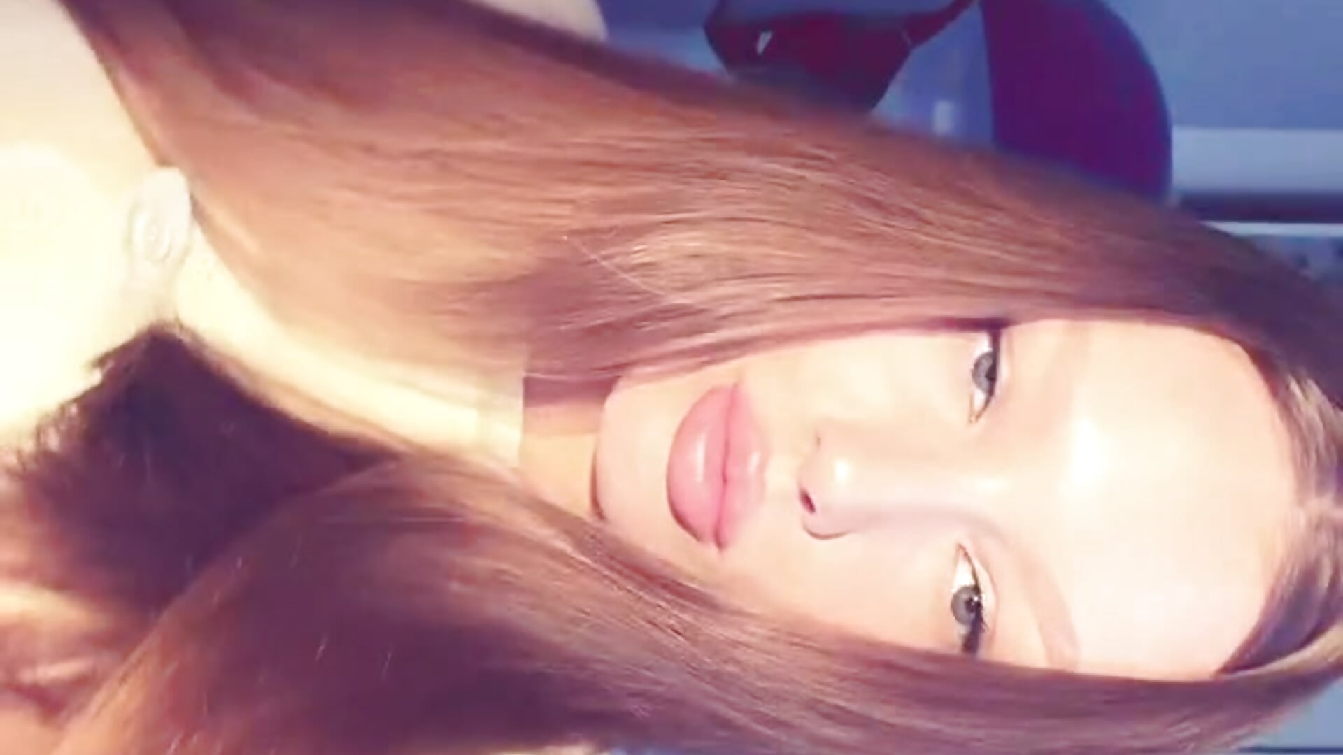 Meow 💕 – video modela na kameri ChloeSmitt