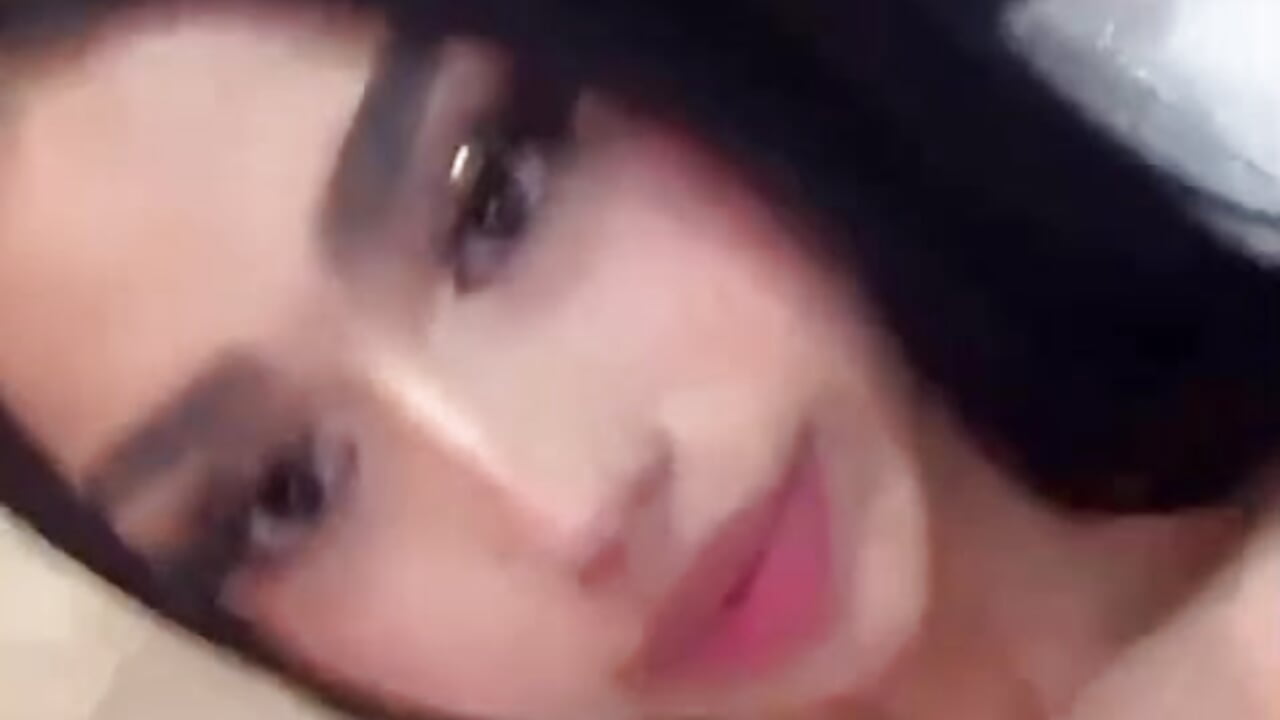 💞 - vídeo de SteicyBloom modelo de câmara