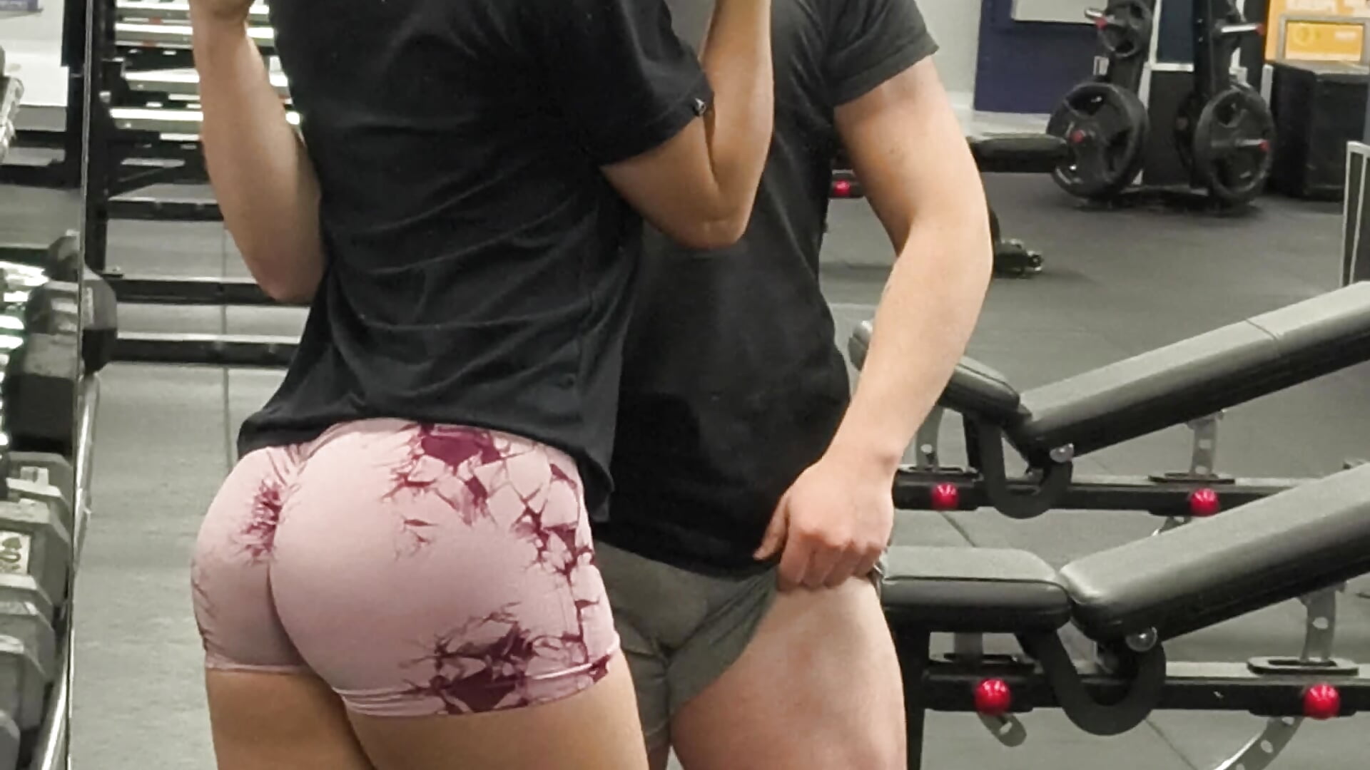 FInishing our gym routine ❤️ – video af Velvet_Chains