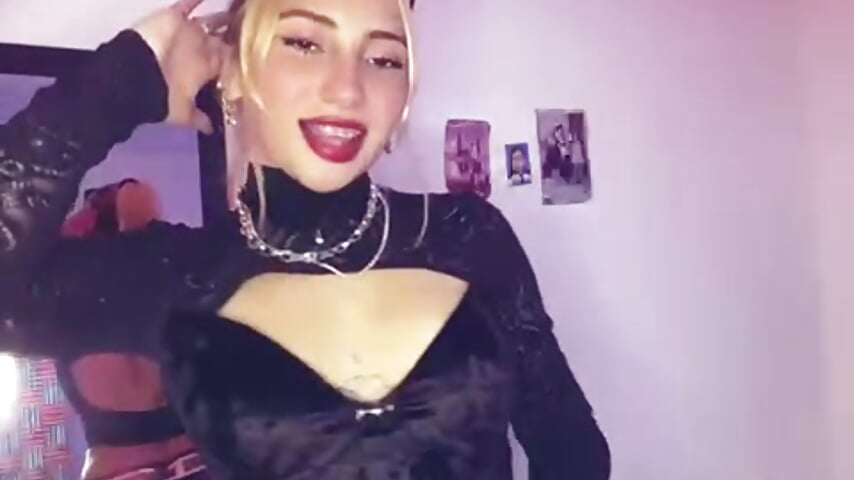 A pleasure💜 – video modela na kameri Lollyrose_