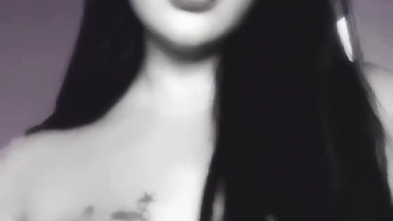 Sassylexie_lick69 - Δημοφιλές βίντεο μοντέλου με κάμερα 3355