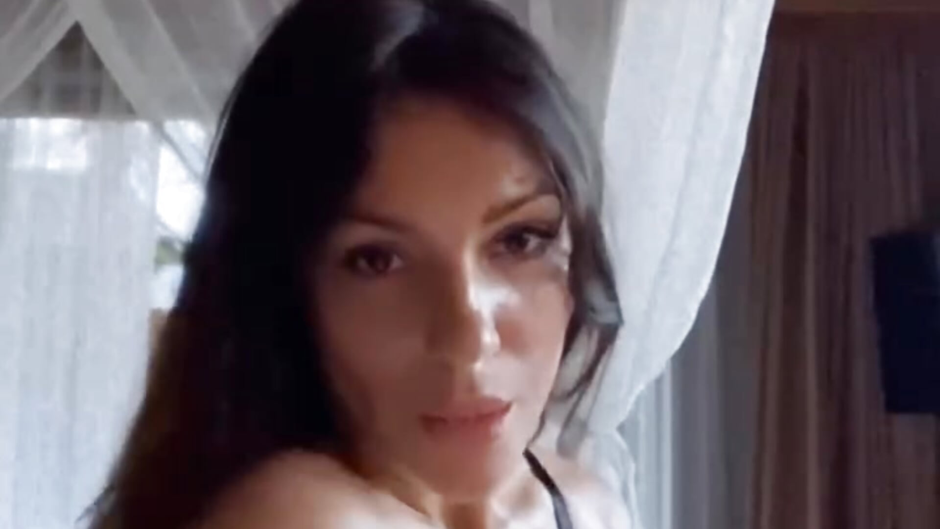 Being sexy at my room 3