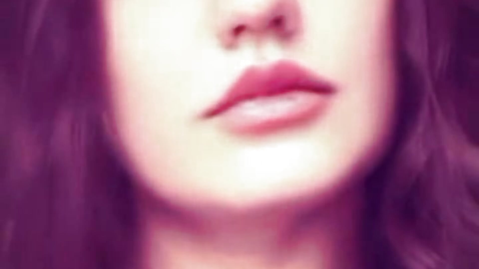 Клубничка - video by ElisLoveq cam model