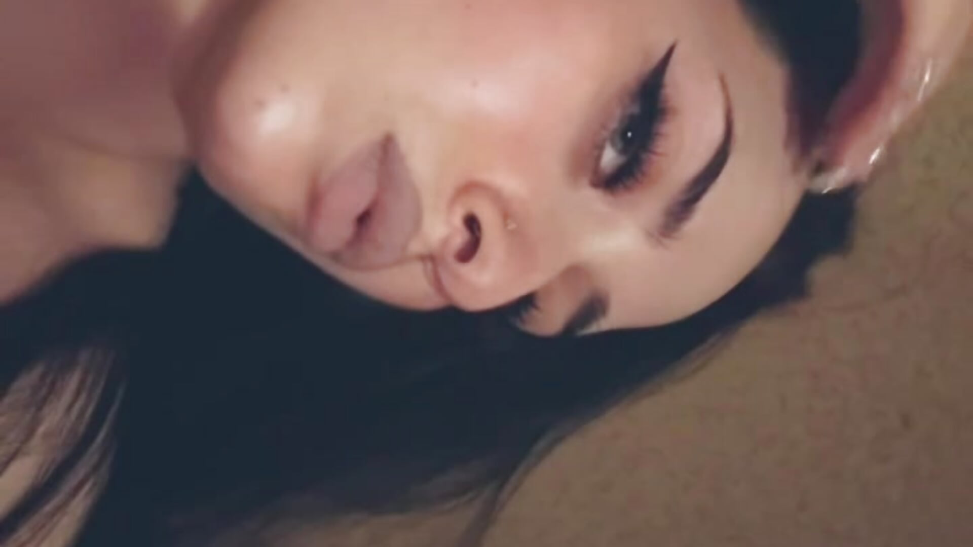 I love sparkling jewelry) – video af MonicaLowes cam-model