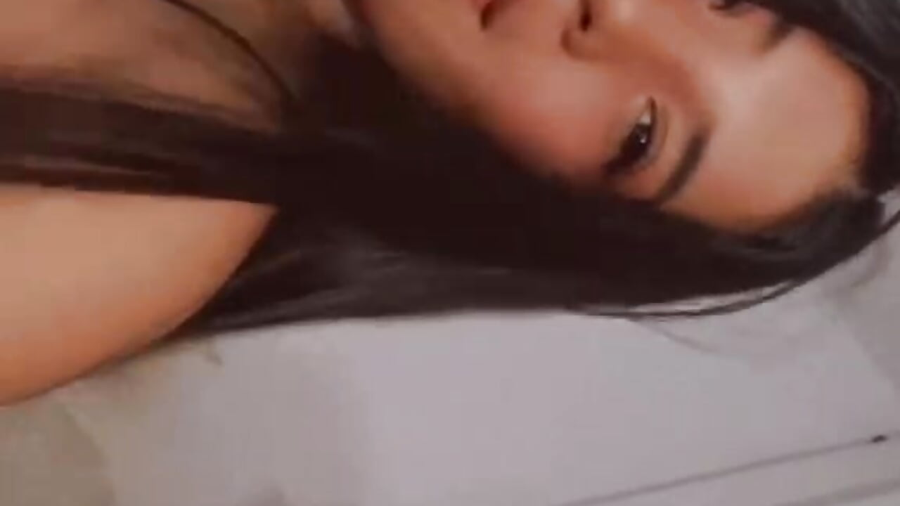 WhatsApp Video 2026-08-05 at 3,06,18 PM - vídeo de la modelo de cam alejandraTulan