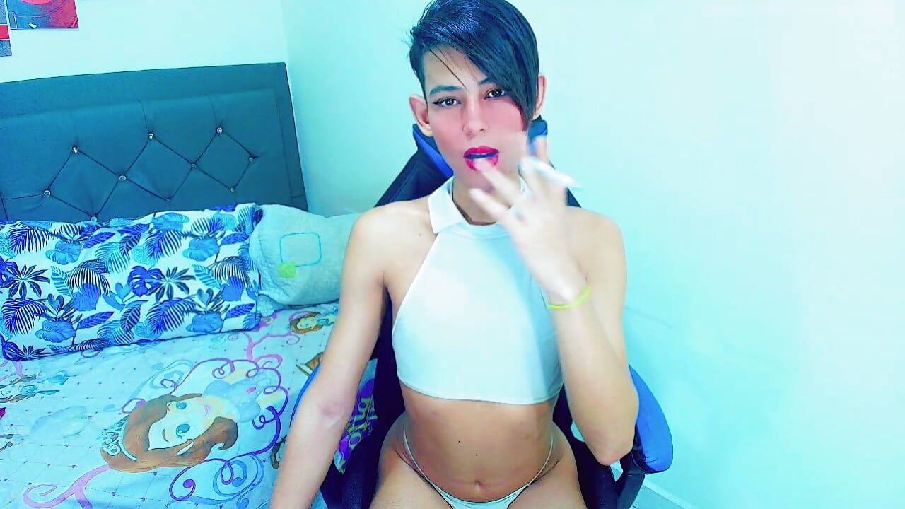 ❤️ - video by vale_sexth cam model