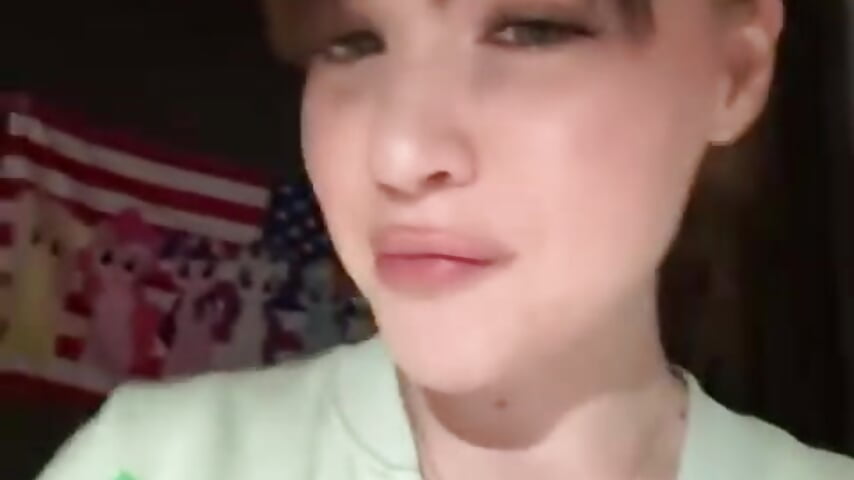 💋