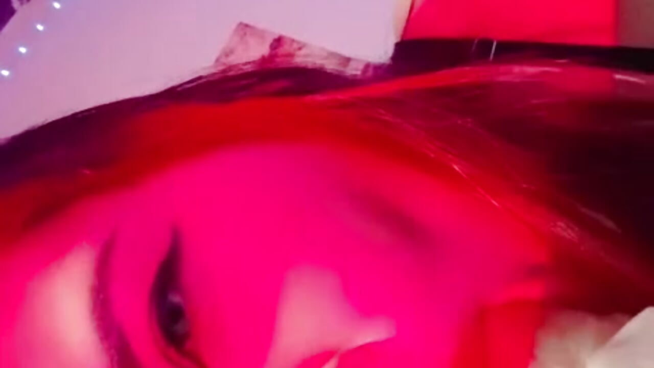 Skills with mouth - video di Akaane_ modella di cam