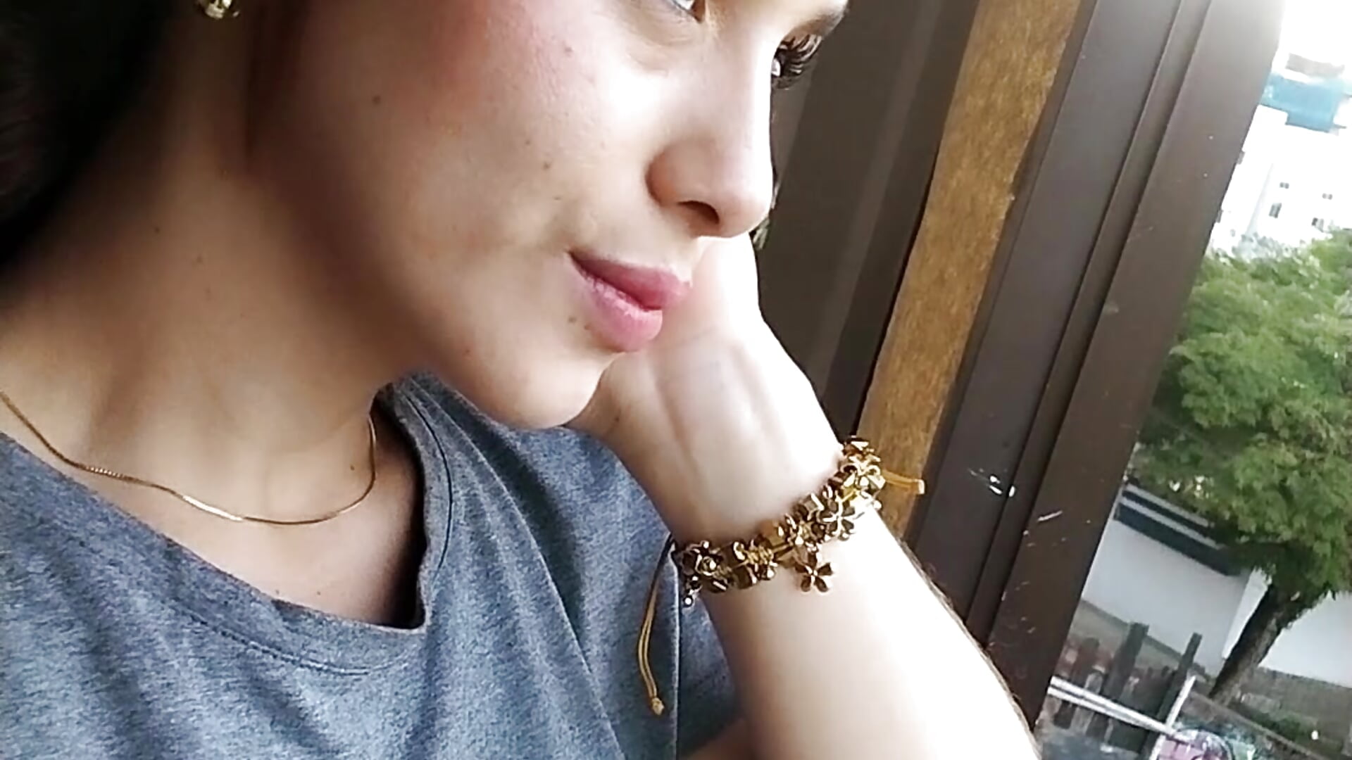 Normal day with a model - video di JadeZahar modella di cam