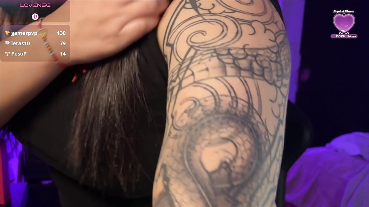 MY TATTOS - видео от уебкам модела Lilyhotson