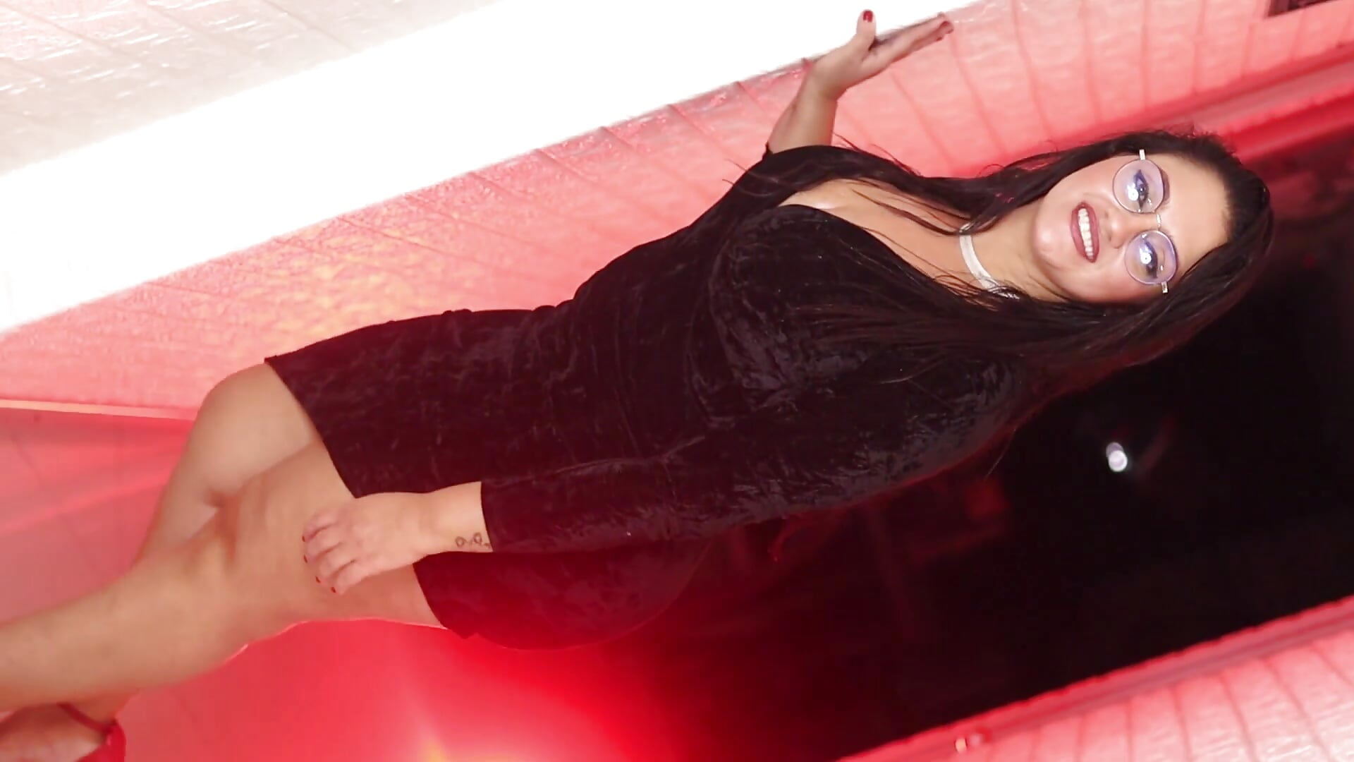 Your Sexy MILF! - clip cu AndreinaLopezz model videochat