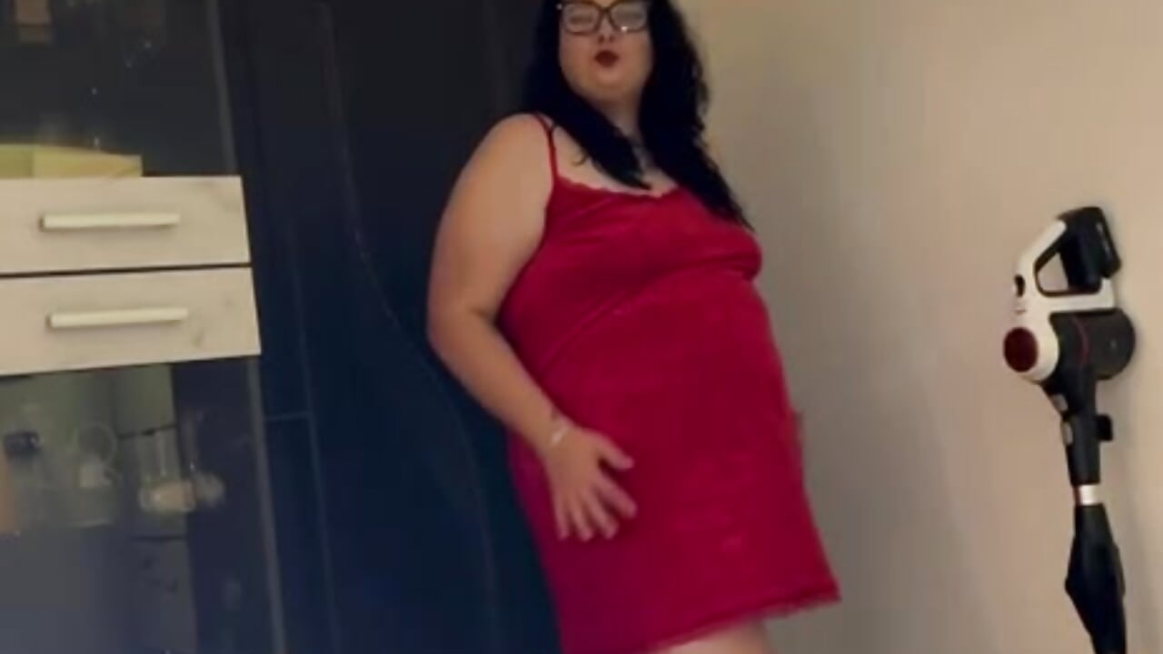 WhatsApp Video 2026-07-01 at 23,19,03 - video di Rossssssse modella di cam