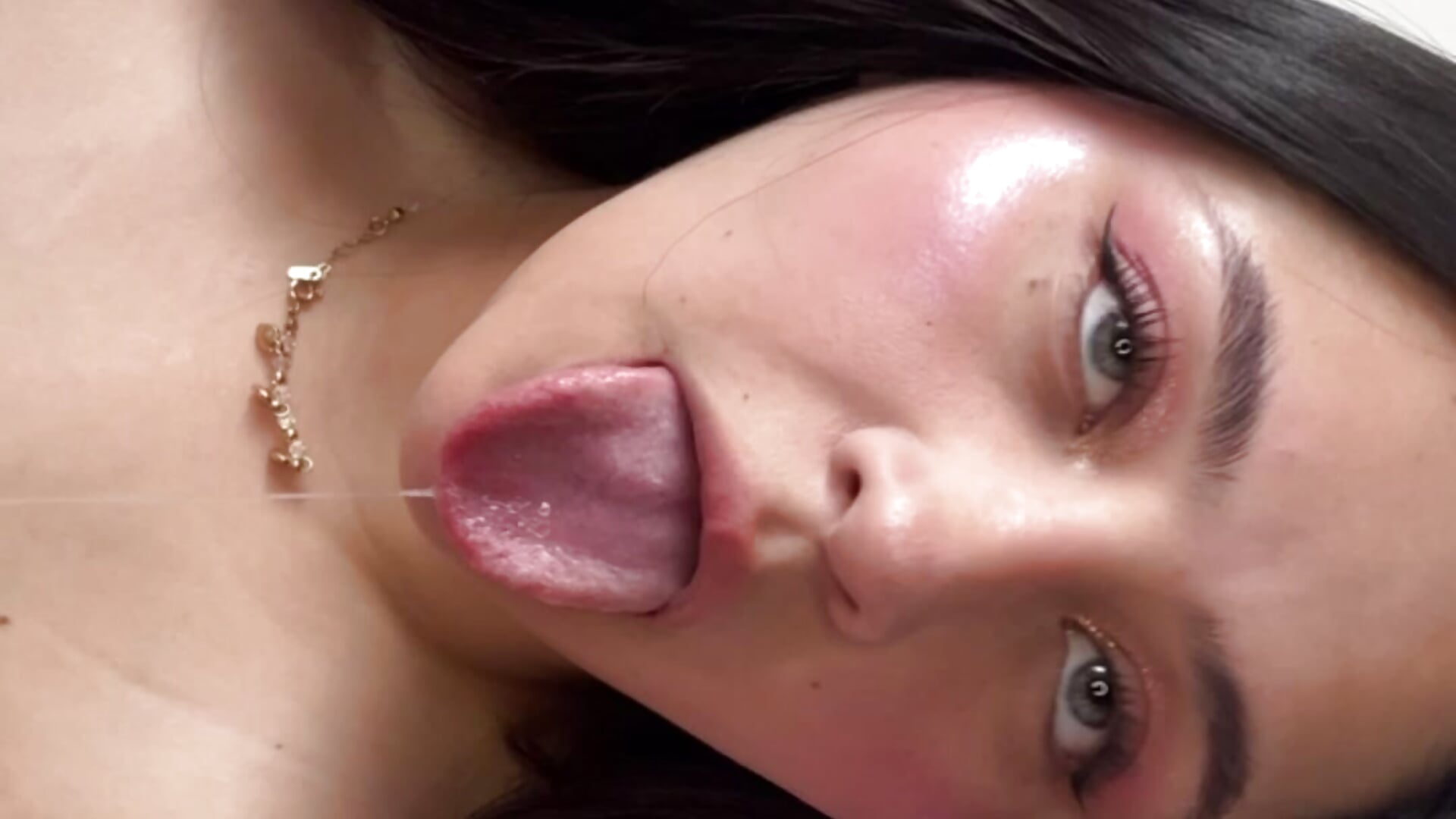 Opsss - video di Siena_kay modella di cam