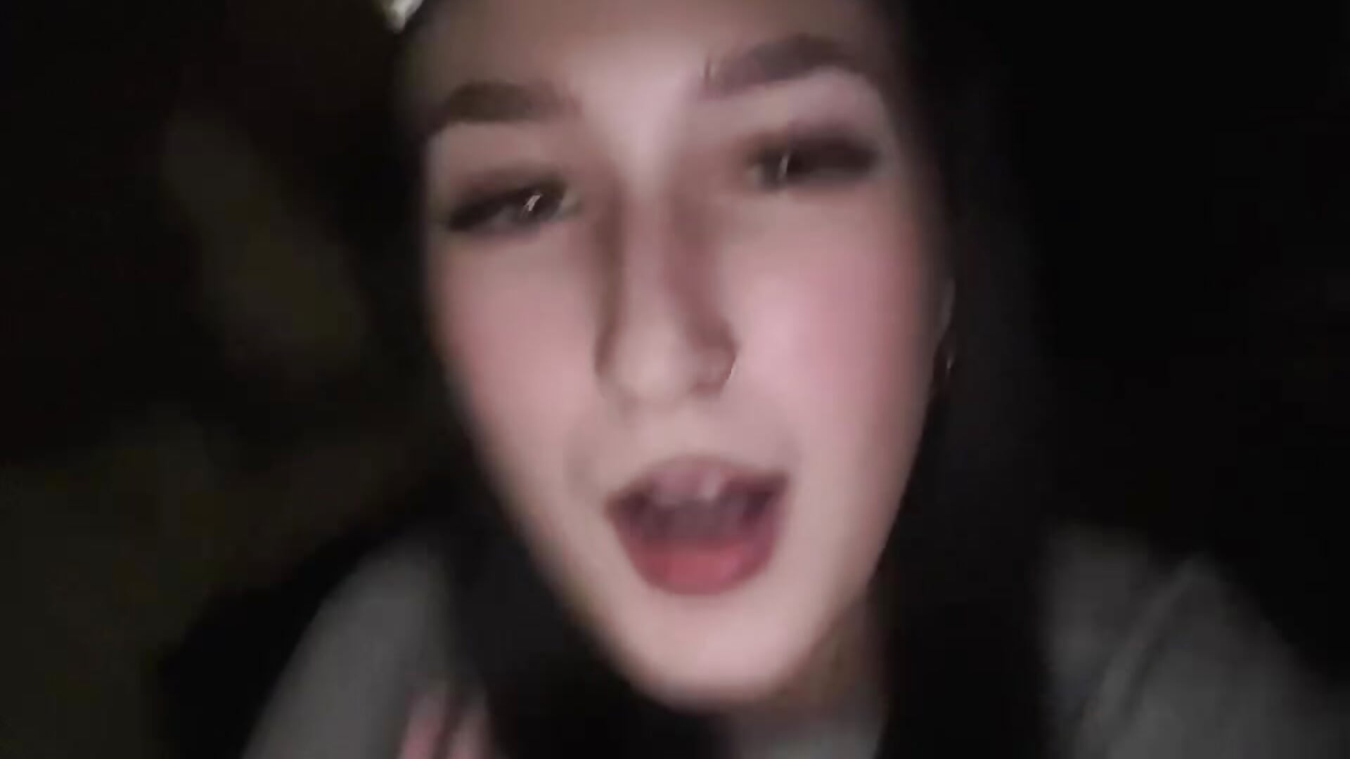 🤯🥳🤤 - video by HildegardGallaty cam model