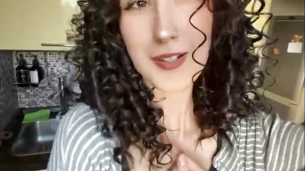 😍😲🙃 - video by HildegardGallaty cam model