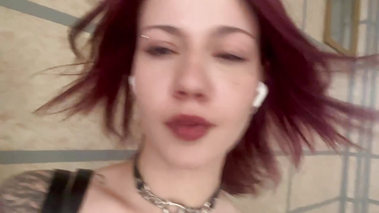 Hey! 💕 - video by LillyBae