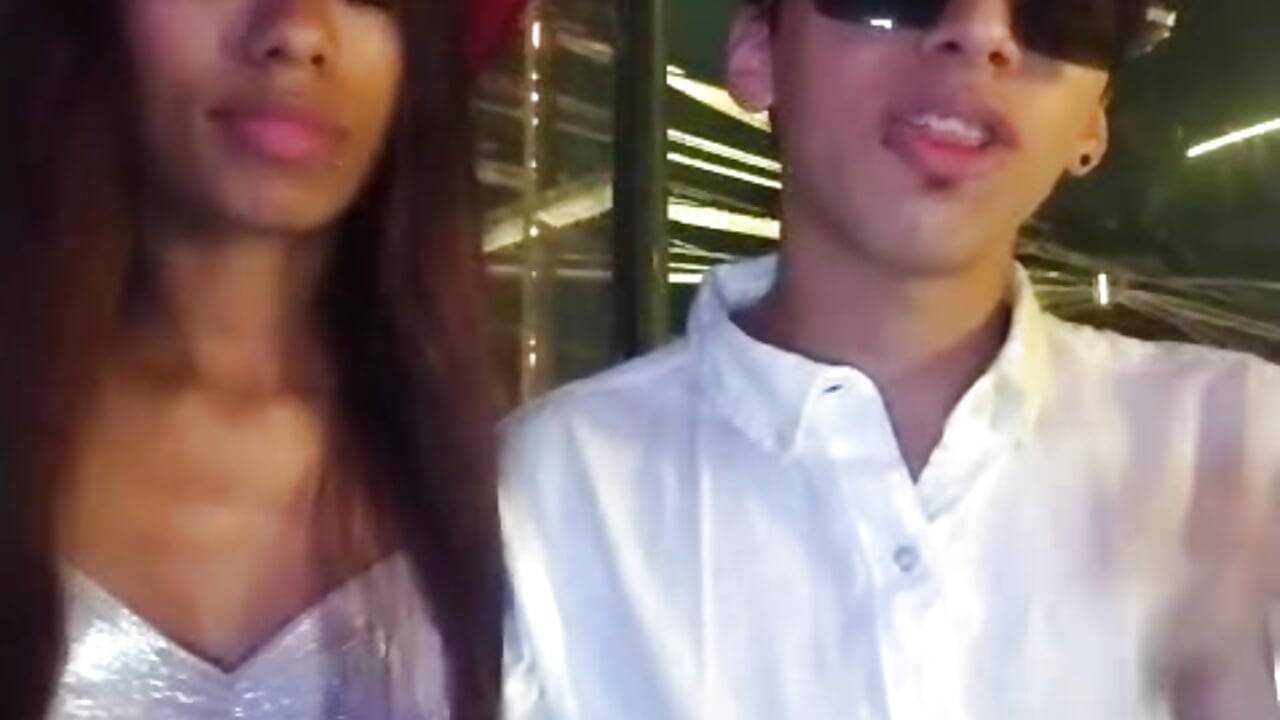 Sexy Couples — filmik LexxyAndAres, modela(-lki) na kamerkach