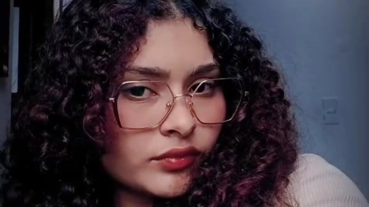 🦁 – video af Izzy_lux cam-model