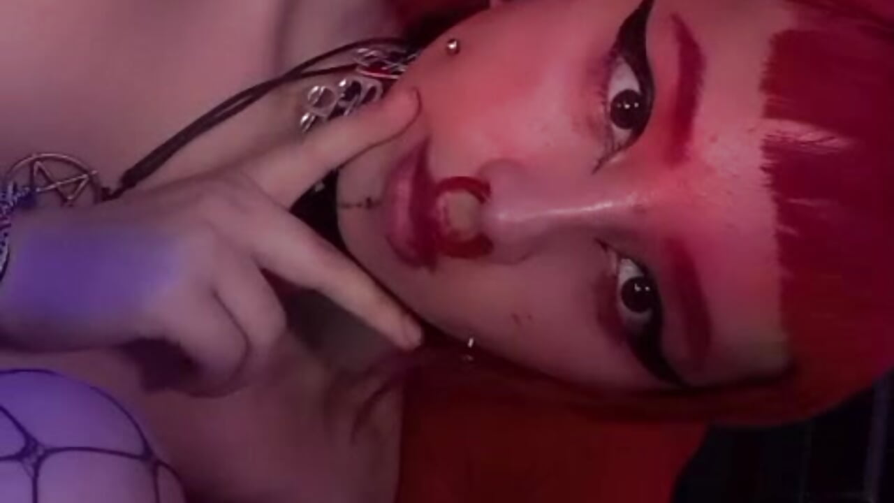 hey happy monday - video by Pola_Pnk cam model