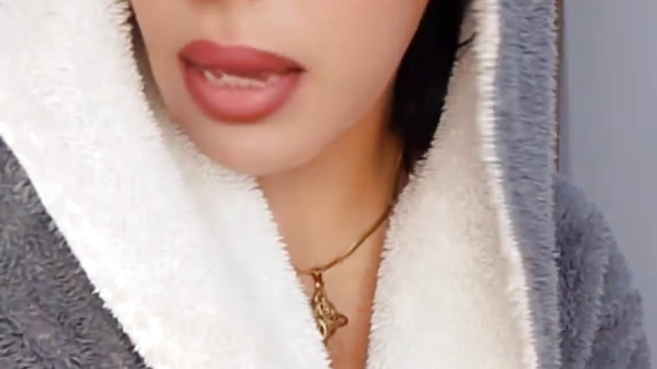1000182328 - video by jennifer_squirt1 cam model