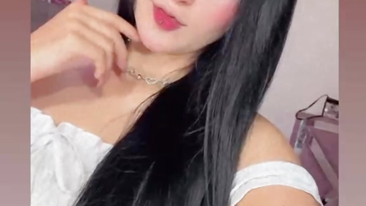 come and meet me - video by vailloletfoxxcs cam model