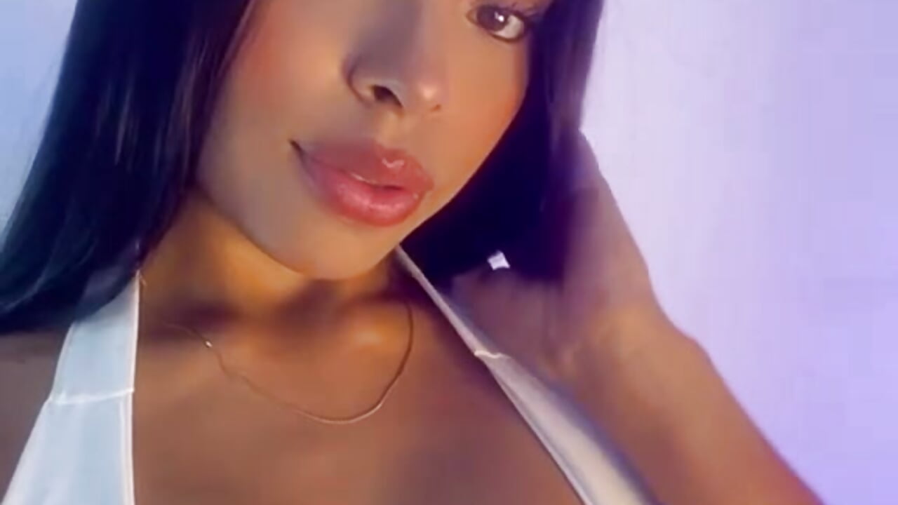 Hi hi ♥ – видео вебкам-модели Chel_Rose