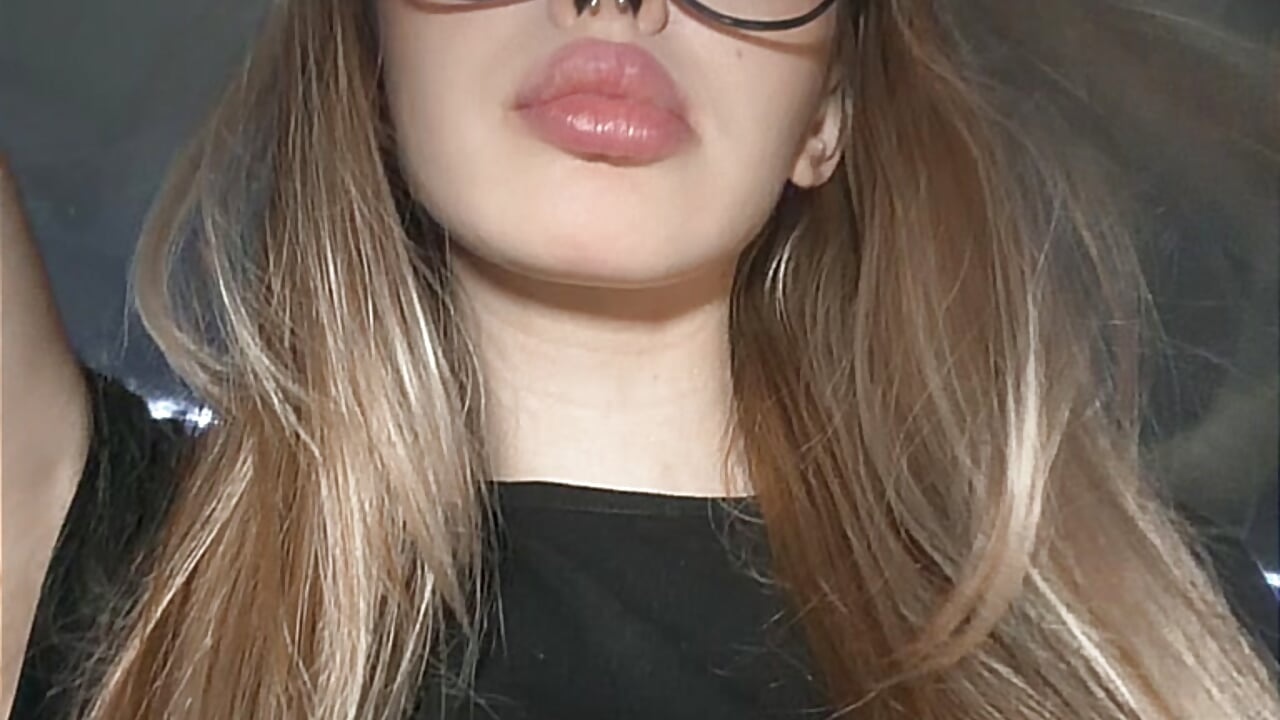 meow – video af Andarnaaa cam-model