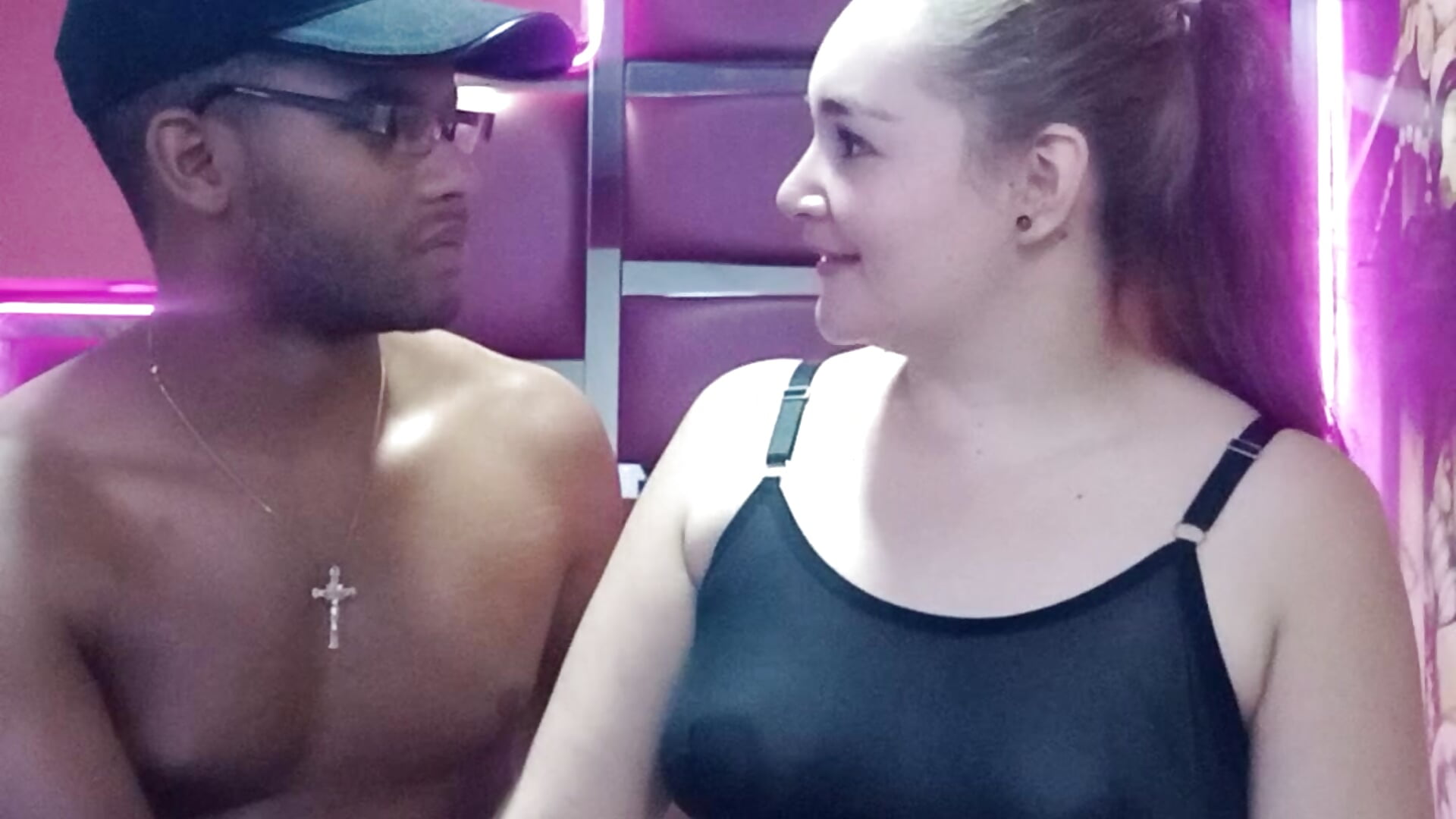 your favorite interracial ❤️❤️ – video af marco_and_luna_ cam-model