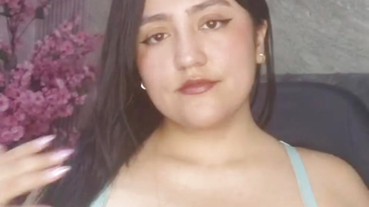 WhatsApp Video 2026-07-07 at 21,47,45 – video modela na kameri Victoriaa_s