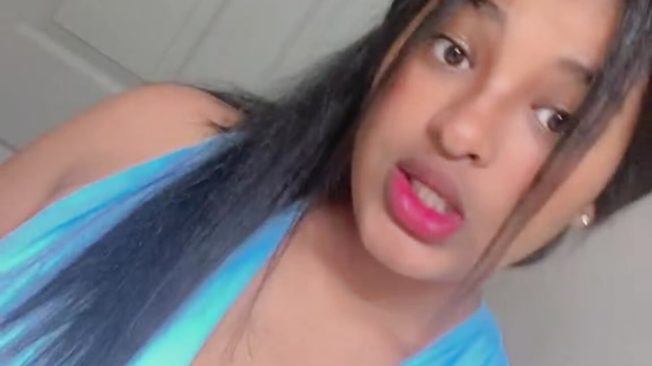 kiss me baby!❤️ - video by Sweet_Brunette1 cam model