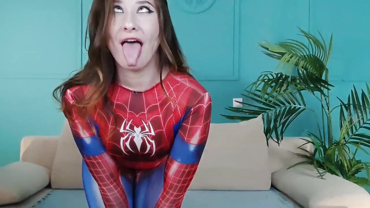 Feel that spidy pussy