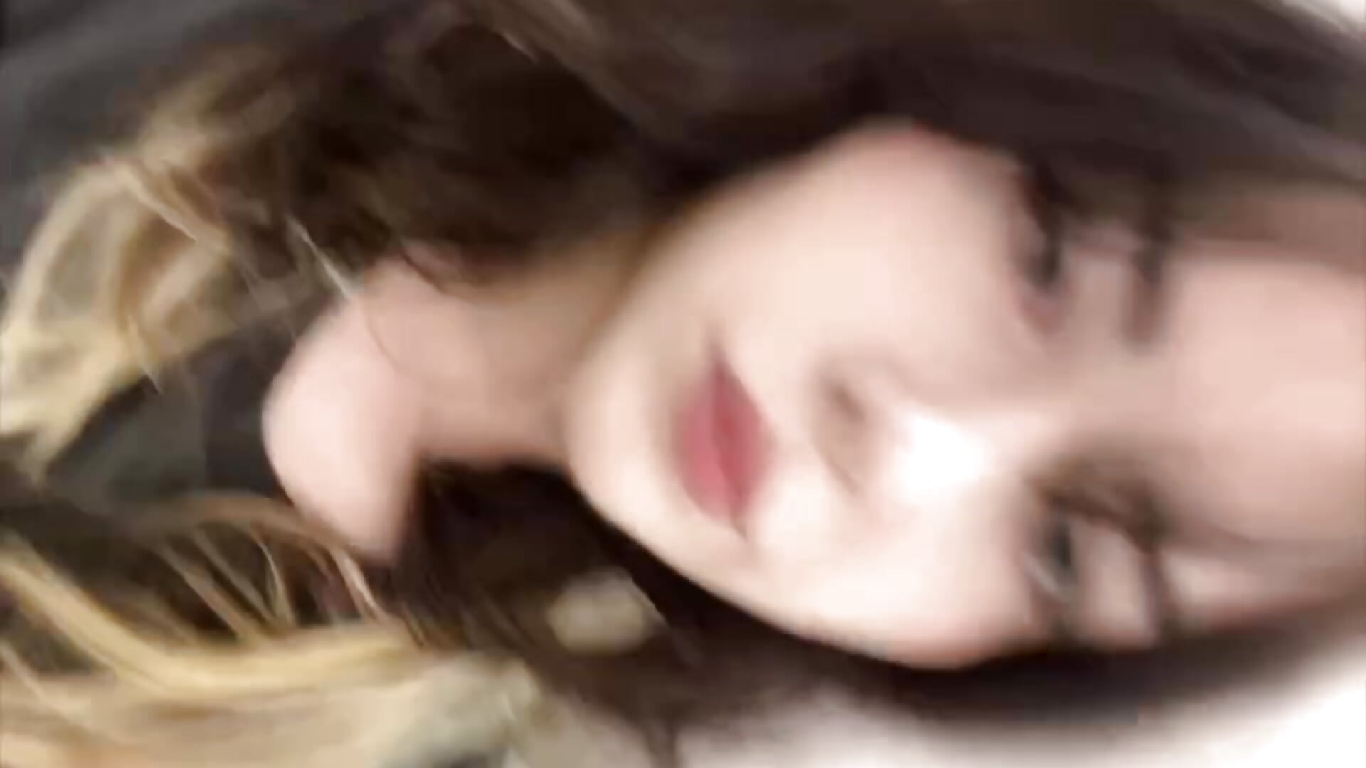 -6840142709973389176 - video van Coldbby cam-model