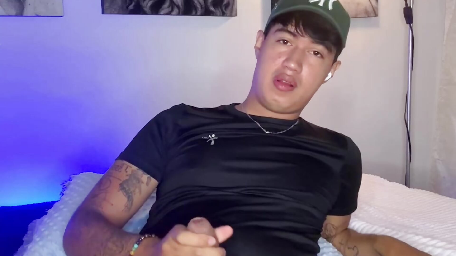 Do you want to taste my cum? - video by Pablo__Cruz