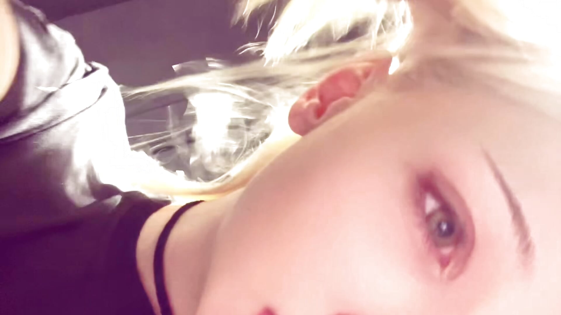 Meow meow :3 – video od webkamerové modelky ashley_vayreen