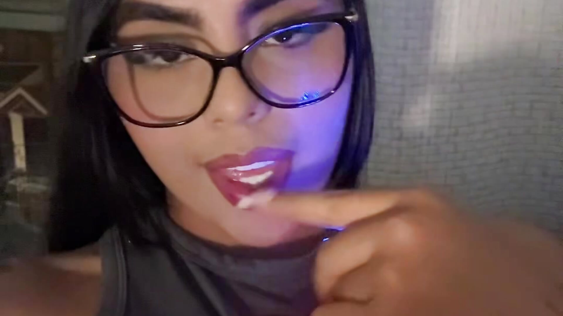 😈📲 – video modela na kameri Aylin_Fox