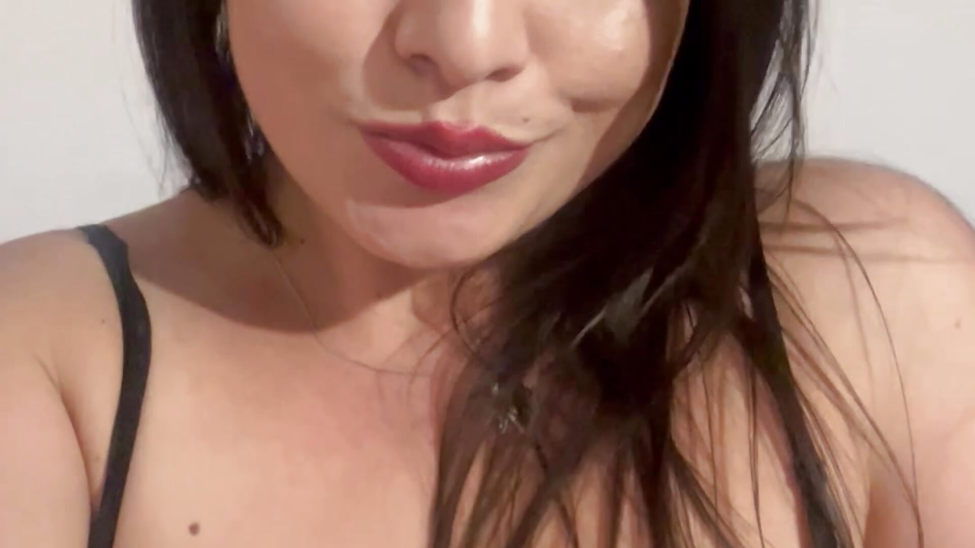 Me – video modela na kameri AdriaLovee