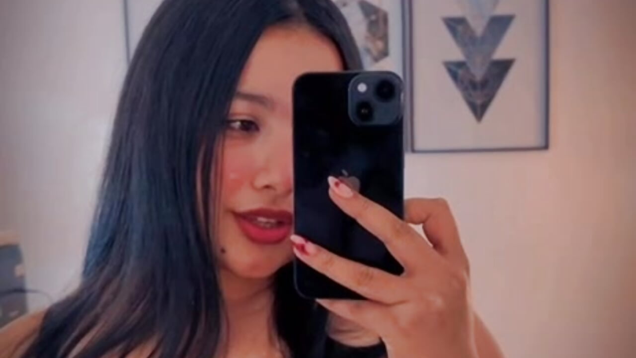 🖤 — filmik Hinata_98, modela(-lki) na kamerkach