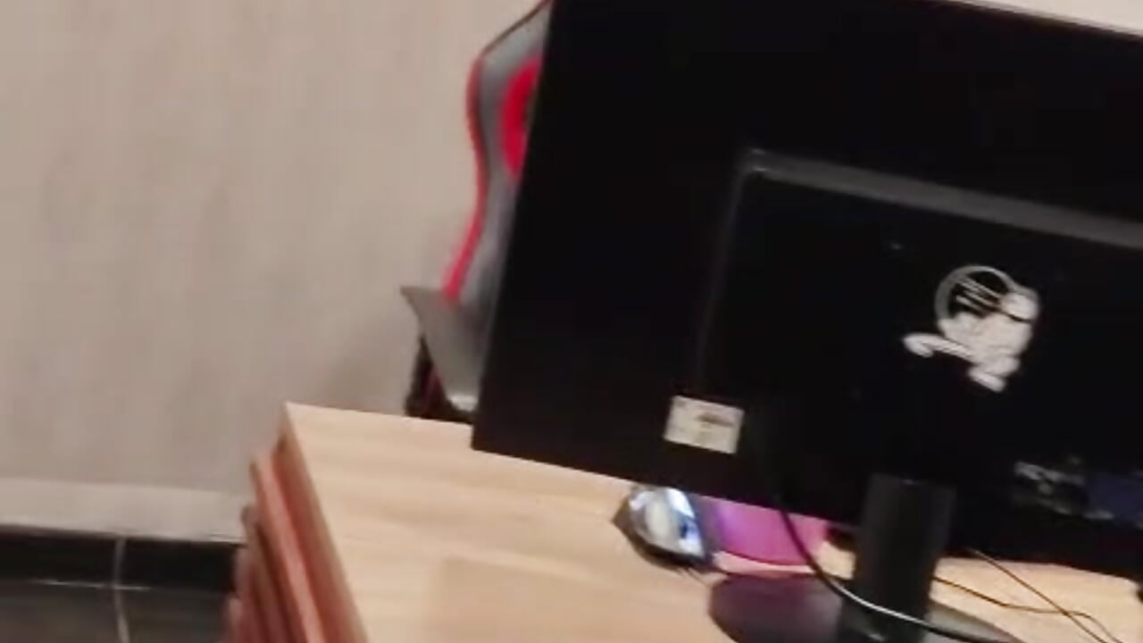 YOUR PERFECT SECRETARY - Vídeo de NoraBellucci, modelo de vídeos