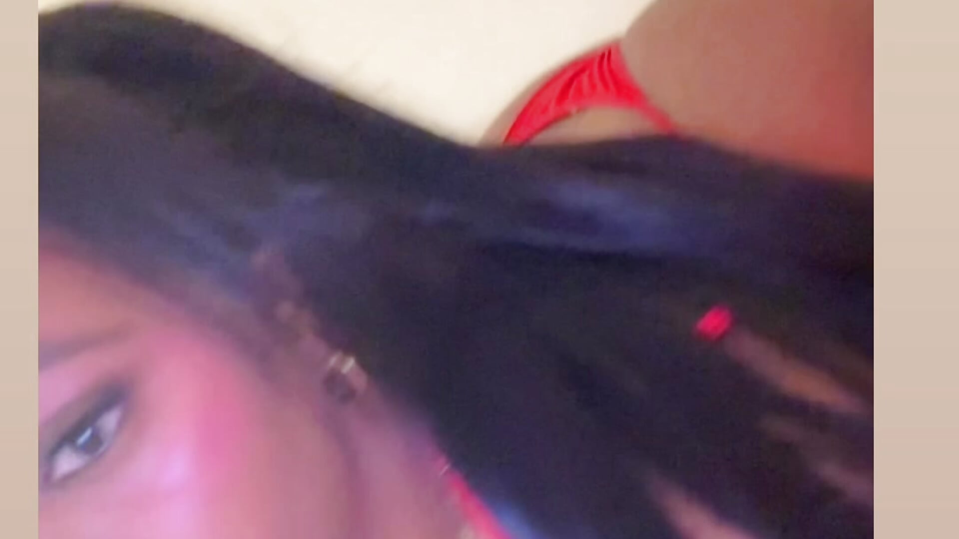 Dame una nalgada 🍑 - video by selina_paris cam model