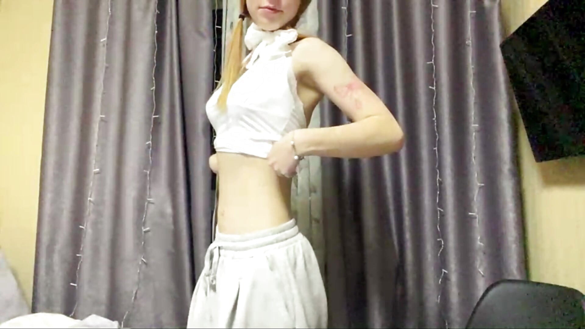 Cute girl - video by Ginger_Baby cam model