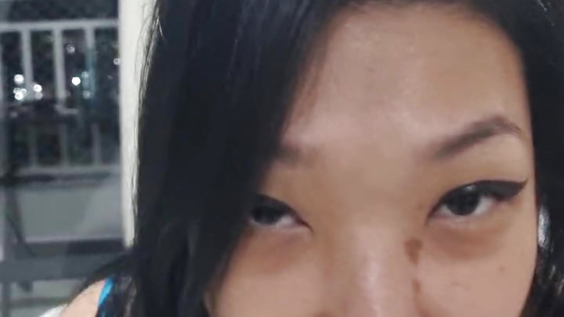 Mostrando Tudinho - video oleh Ela_Yuzuki