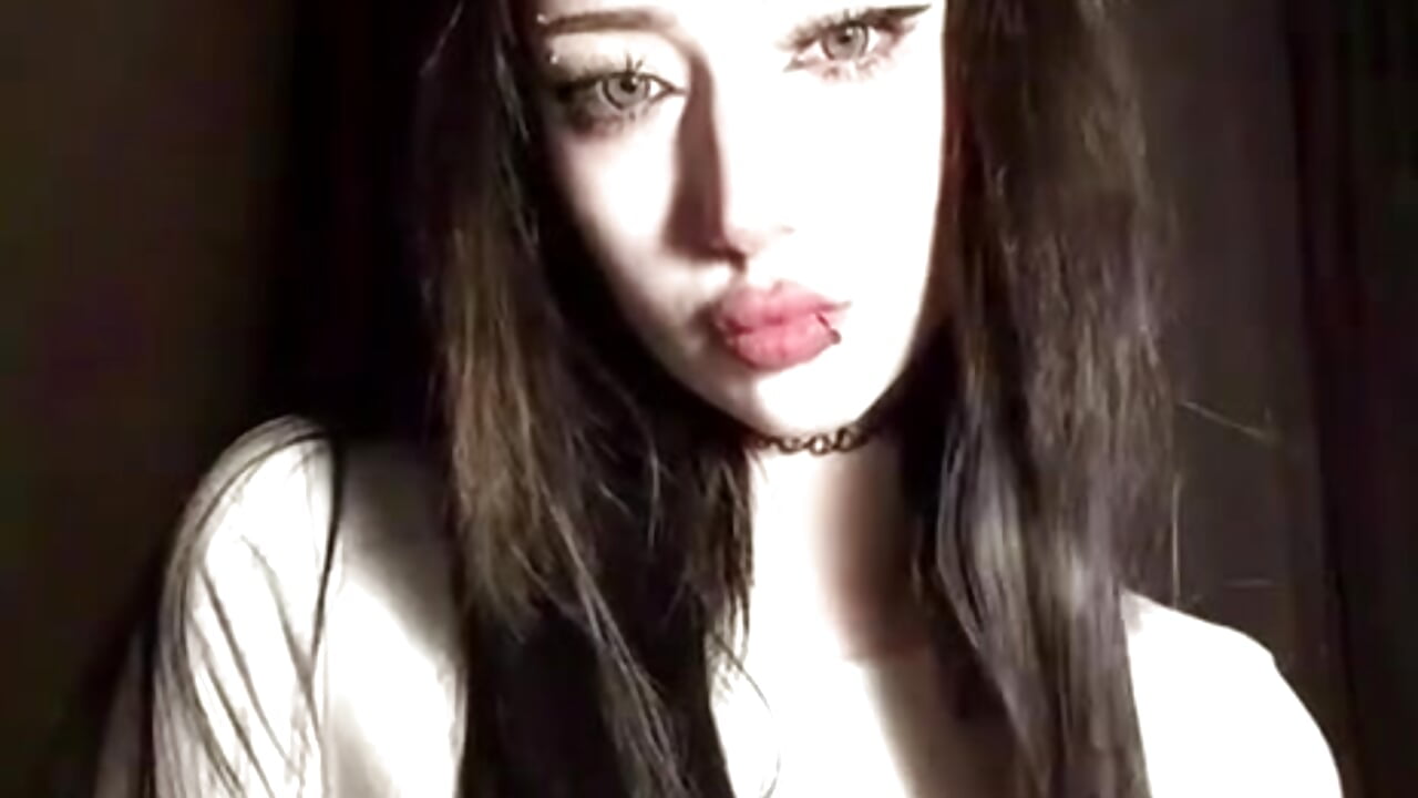 your lily Jannet – video modela na kameri JanetteMussy